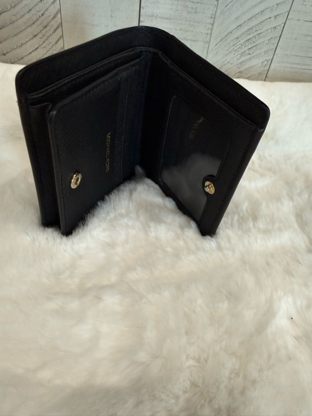 Michael Kors Black Saffiano Leather Fold Card Holder with Gold Logo - Picture 3 of 4